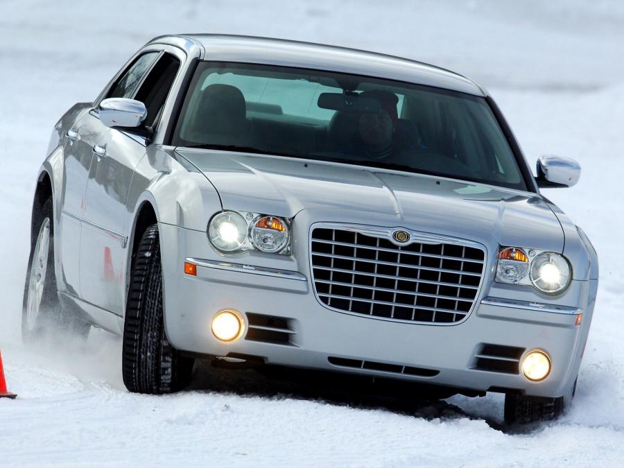  Chrysler 300C 2004 года  (фото 14 из 36)